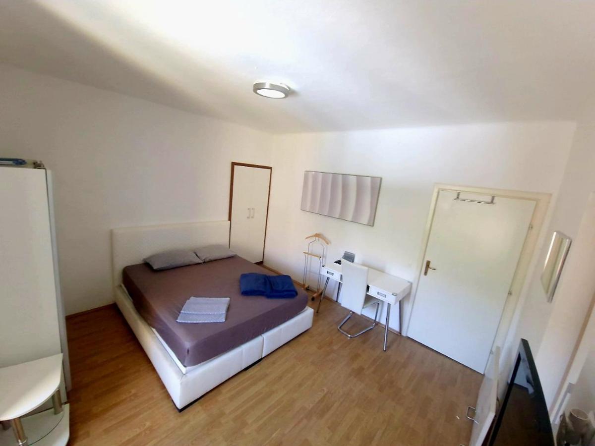 Apartments Eis บัชกา ภายนอก รูปภาพ