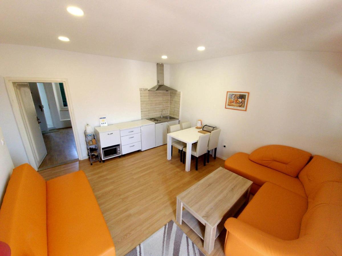 Apartments Eis บัชกา ภายนอก รูปภาพ